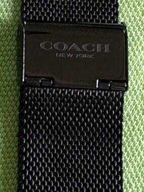 COACH APPLE WATCH STRAP BLACK IONIC MESH:NIB 42mm/44mm